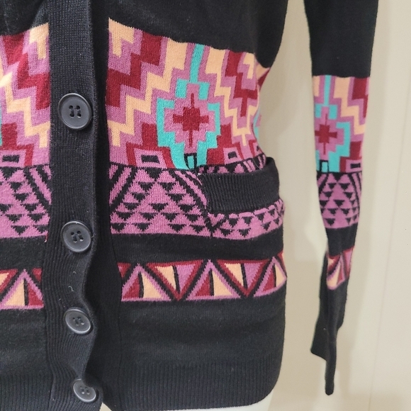 Nollie Women Black Aztec Tribal Print Cardigan XS Button Front - Picture 5 of 9